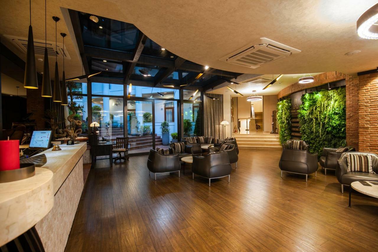Hotel Adamo Tbilisi ภายนอก รูปภาพ