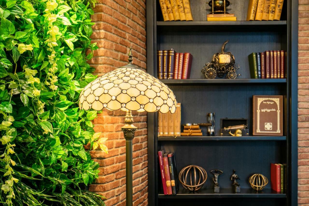 Hotel Adamo Tbilisi ภายนอก รูปภาพ