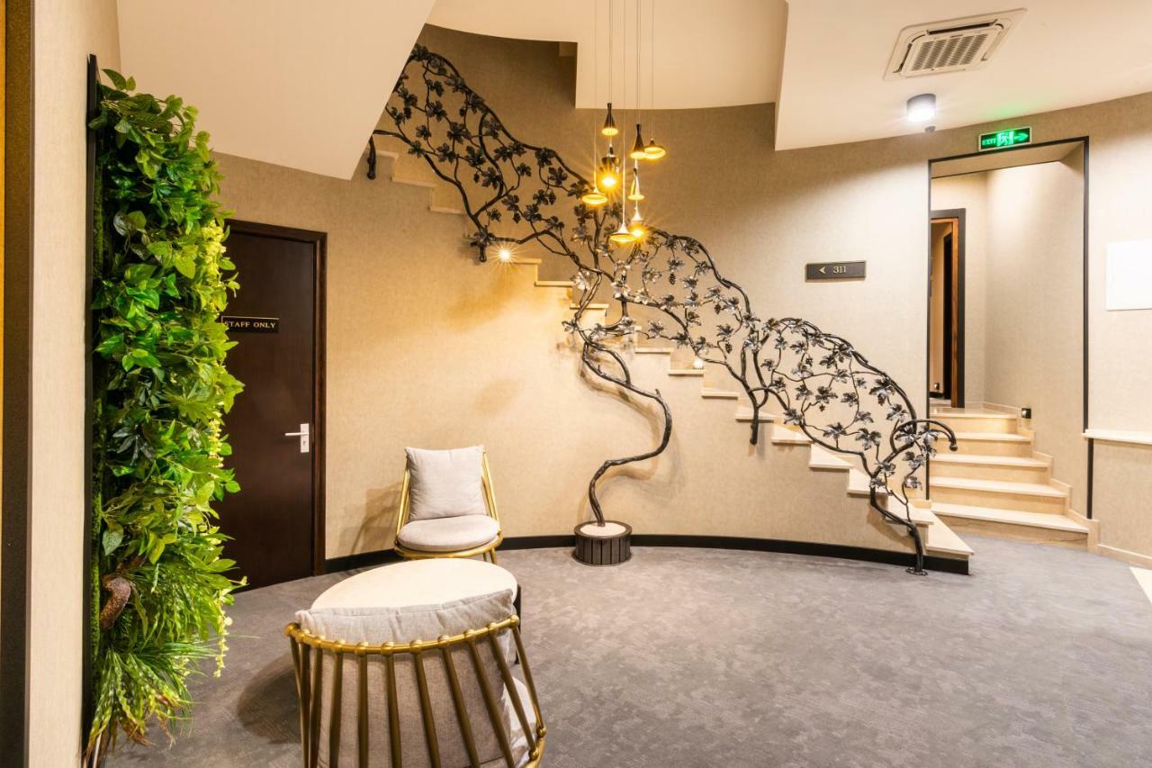Hotel Adamo Tbilisi ภายนอก รูปภาพ